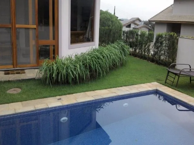 Imagem: Casa À Venda 3 Quartos, 3 Suites, 4 Vagas