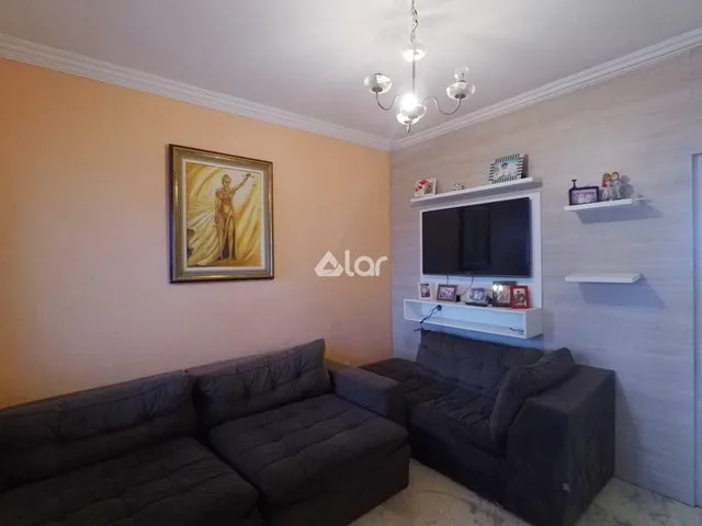 Imagem: Vende Se Casa com Piscina, 5 Quartos, Suíte
