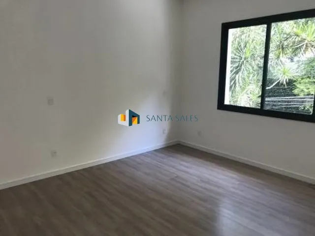 Imagem: Lindo Sobrado com Quintal, Varanda e Vaga