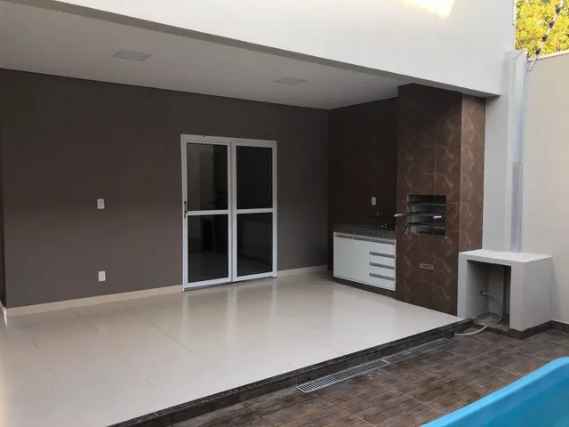 Imagem: Linda Casa Disponível para Locação com