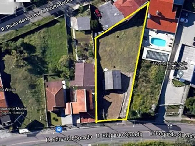 Imagem: Excelente Terreno À Venda com 1.055 M²