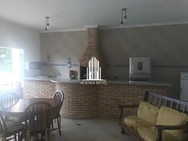 Imagem: Casa com 3 Dorms Sendo os 3 Suítes em São