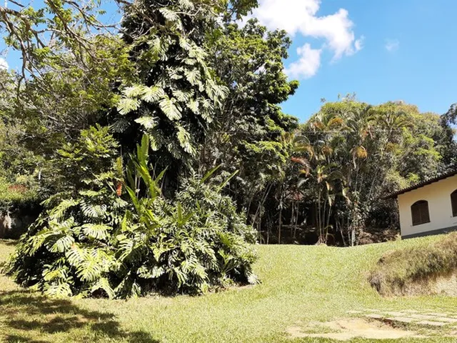 Imagem 3: Chácara de 2.700 M², 5 Quartos (1 Suíte) na Casa Sede, Casa de Caseiro, À Venda, Em