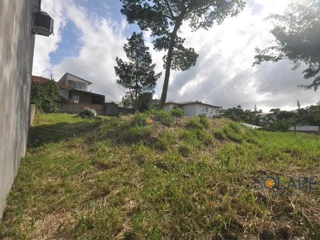 Imagem 1: Terreno À Venda com Uma Casa de 2 Quartos, 10 Vagas, 1391M², Pantanal, Florianópolis