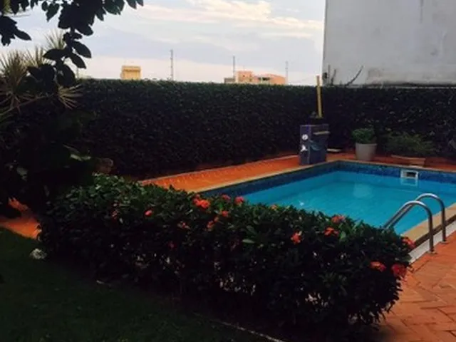 Imagem: Casa À Venda 4 Quartos, 3 Suites, 300M²