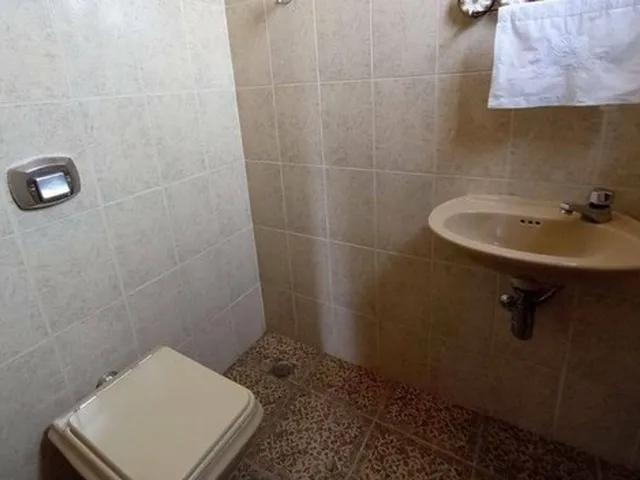 Imagem 8: Casa com 4 Quartos (2 Suítes) e 3 Vagas de Garagem, À Venda no Manoel Honório, Juiz De