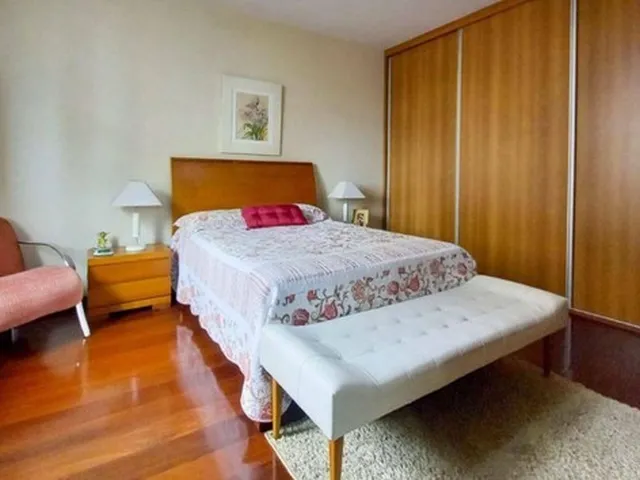 Imagem 14: Casa com 4 Quartos (2 Suítes) e 3 Vagas de Garagem, À Venda no Manoel Honório, Juiz De