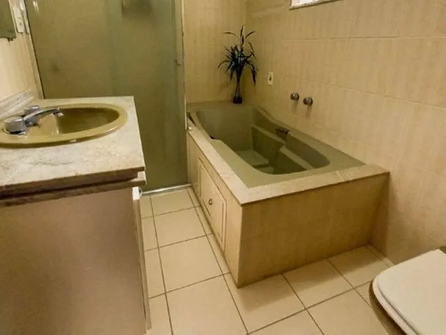 Imagem 15: Casa com 4 Quartos (2 Suítes) e 3 Vagas de Garagem, À Venda no Manoel Honório, Juiz De
