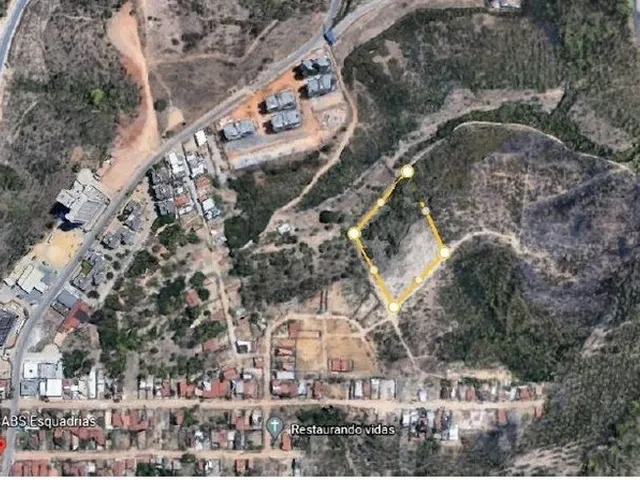 Imagem: Terreno Medindo 1 Hectare Localizado no