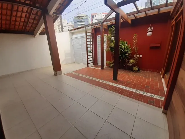 Imagem 3: Casa Linear de 03 Quartos, Sendo 02 Suítes, 295,00M², 03 Vagas de Garagem À Venda No