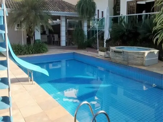 Imagem: Casa À Venda 4 Quartos, 4 Suites, 45 Vagas