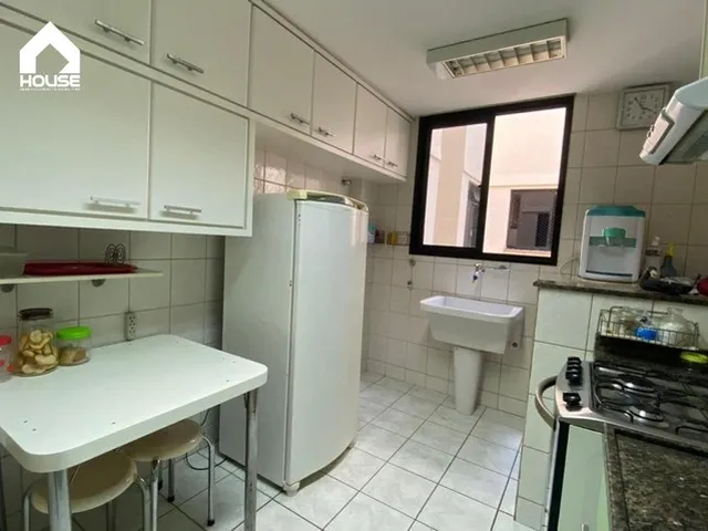 Imagem 7: Apartamento de 2 Quartos Mais Dependência no Centro de Guarapari