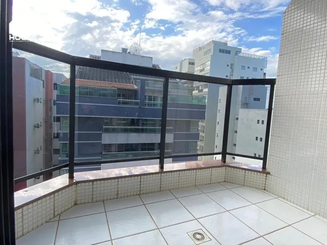 Imagem 11: Apartamento de 2 Quartos Mais Dependência no Centro de Guarapari