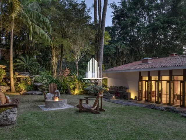 Imagem 3: Casa de Condomínio para Venda Tem 1300 Metros Quadrados com 6 Quartos