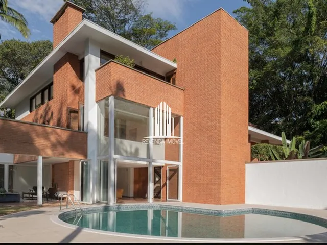 Imagem 4: Casa de Condomínio para Venda Tem 1300 Metros Quadrados com 6 Quartos