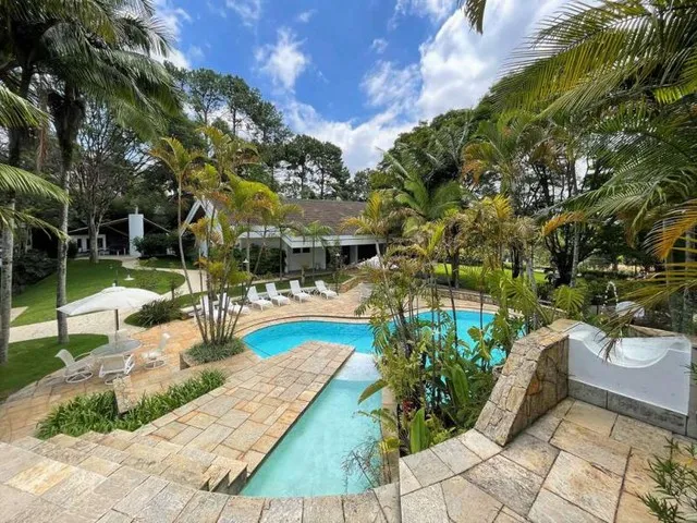 Imagem: Casa À Venda 3 Quartos, 3 Suites, 15 Vagas