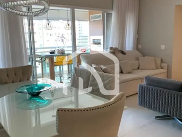 Imagem: Apartamento com 3 Dormitórios À Venda