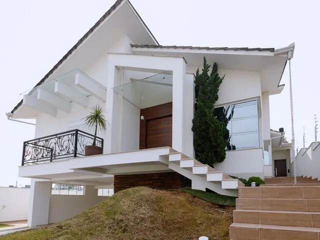 Imagem: Casa À Venda, de Alto Padrão com 3 Suítes