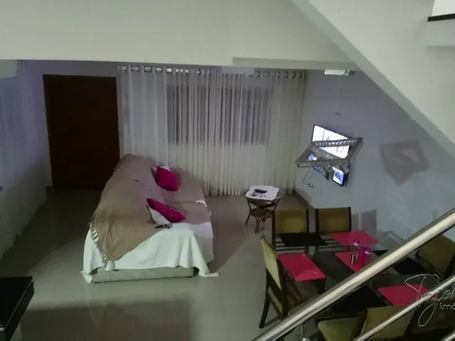 Imagem 2: Casa Duplex de 3 Quartos, Sendo 03 Suítes, 140,00M², 04 Vagas de Garagem À Venda Praia