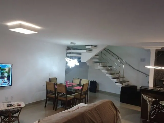 Imagem 3: Casa Duplex de 3 Quartos, Sendo 03 Suítes, 140,00M², 04 Vagas de Garagem À Venda Praia