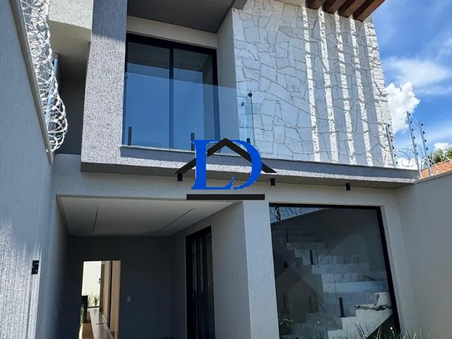 Imagem: Casa de Luxo à Venda em Goiânia-GO, Jardim