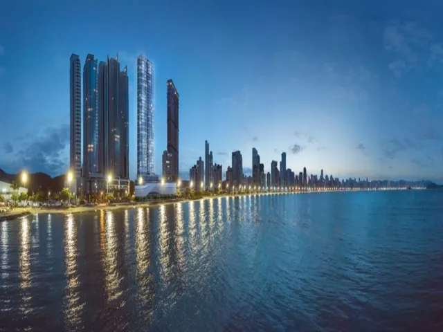 Imagem 3: Apartamento frente mar com 04 suítes, sendo 02 com vista para o mar de 03 a 04 vagas de