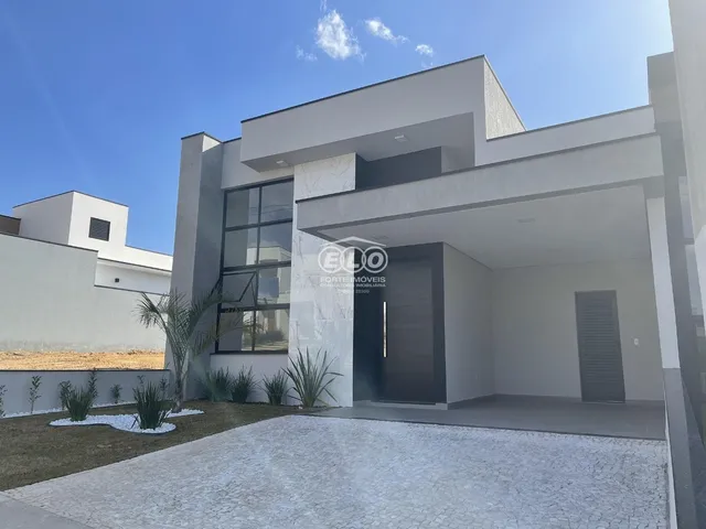 Imagem: Casa Térrea a Venda em Condominio Localizada