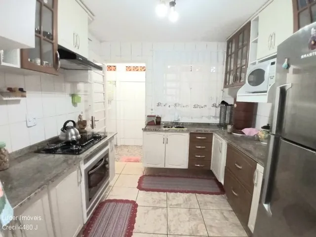 Imagem 2: Sobrado 3 dorms. 120m² venda bairro Fazendinha, Curitiba