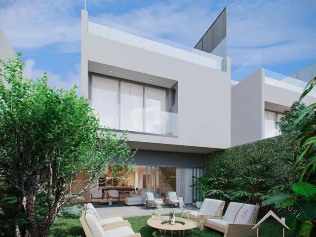 Imagem 2: Casa Jardim Condomínio de Alto Padrão com 488M² • 4 Suítes ou Home Office • 4