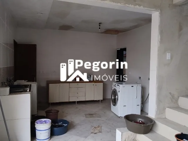 Imagem 5: Casa À Venda em Piraquara, Centro, com 4 Quartos, 238,00M²