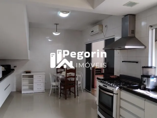 Imagem 11: Casa À Venda em Piraquara, Centro, com 4 Quartos, 238,00M²