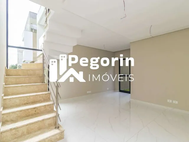 Imagem 3: Sobrado À Venda em Curitiba, Uberaba, com 3 Quartos, 104M²