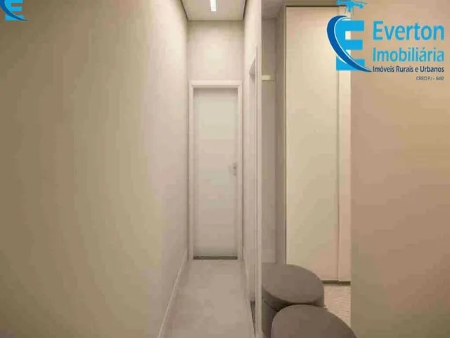 Imagem 8: Casa Térrea de 260 M², Alto Padrão, Pé Direito Duplo, com 3 Suítes e 6 Vagas