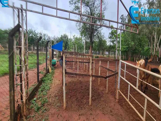 Imagem 3: Chácara com 5000 M² no Jockey Camping - Uberlândia Mg