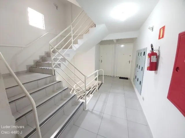 Imagem 5: Apartamento Reformado 2 dorms. venda Campo Comprido, Curitiba
