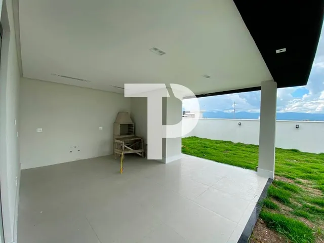 Imagem 11: Casa de Luxo em Condomínio: 4 Quartos, 3 Suítes, 2 Salas, 5 Banheiros, 4 Vagas, 290M² em Resende-Rj, Bosque da Limeira