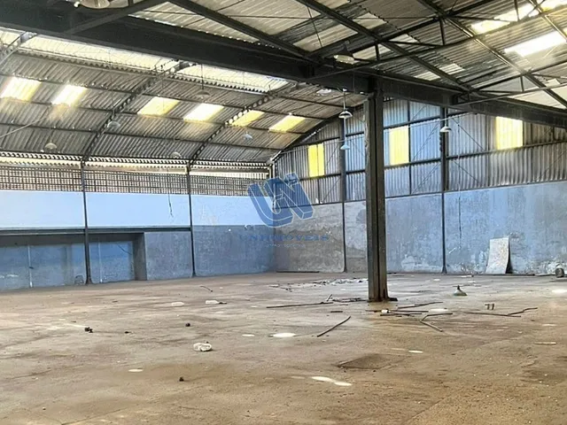 Imagem: Excelentes Galpões Amplos Interligados