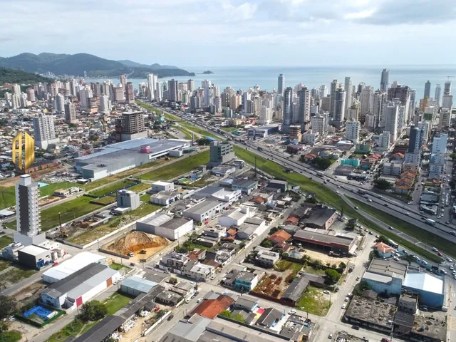 Imagem 12: Apartamento com 2 Quartos, 63,05M², À Venda em Itapema, Itapema