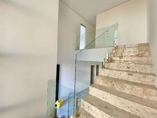 Imagem 4: Casa Duplex com 05 Suítes, Cidade Alpha, Eusébio