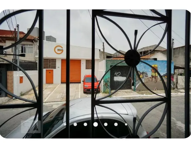 Imagem 5: Casa À Venda em São Paulo-Sp, Canindé: 5 Quartos, 2 Banheiros, 2 Vagas, 230M²! Confira Já!