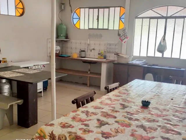 Imagem 3: Rancho em Três Marias, Às Margens do Rio, com Deck, Piscina e Internet Wi-Fi