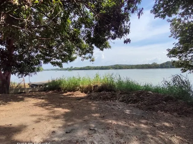Imagem 14: Rancho em Três Marias, Às Margens do Rio, com Deck, Piscina e Internet Wi-Fi
