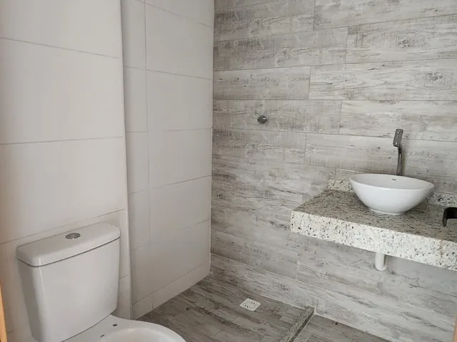 Imagem 16: Apartamento Residencial para Venda em Condomínio Fechado em Itacimirim, Camaçari, 1 Suíte, 1 Sala, 2 Banheiros, 2 Vagas