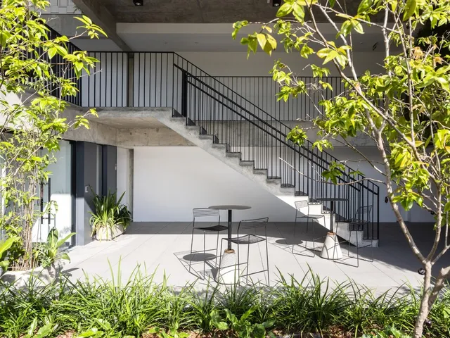 Imagem 16: Studio À Venda em Porto Alegre, Menino Deus, com 1 Quarto, 35.98M²