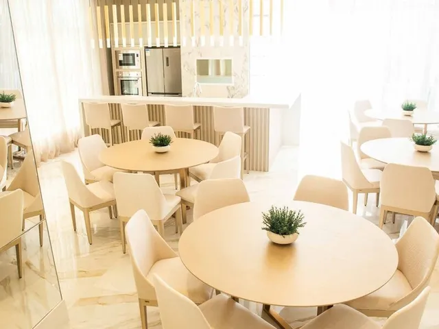 Imagem 9: Cambirela Apartamento com 3 dormitórios