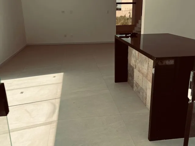 Imagem 6: Casa Residencial para Venda no Condomínio Alvorada, Camaçari, 3 Suítes, 2 Salas, 4 Banheiros, 2 Vagas, 330M² Área Total