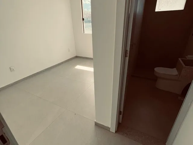 Imagem 7: Casa Residencial para Venda no Condomínio Alvorada, Camaçari, 3 Suítes, 2 Salas, 4 Banheiros, 2 Vagas, 330M² Área Total