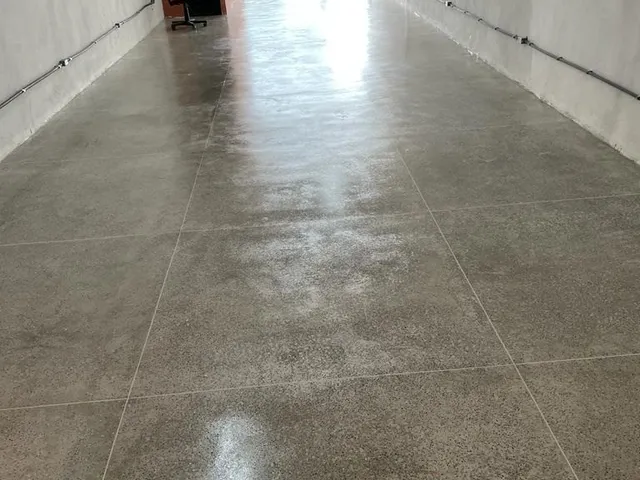 Imagem 4: Ponto Comercial para Locação no Ponto Central, Feira de Santana 4 Salas, 1 Banheiro, 1 Vaga 90M² Área Total