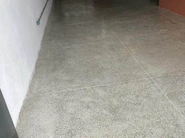 Imagem 10: Ponto Comercial para Locação no Ponto Central, Feira de Santana 4 Salas, 1 Banheiro, 1 Vaga 90M² Área Total