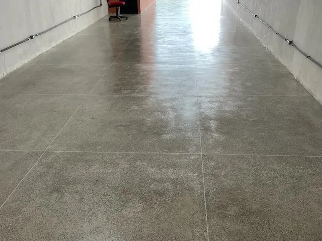Imagem 5: Ponto Comercial para Locação no Ponto Central, Feira de Santana 4 Salas, 1 Banheiro, 1 Vaga 90M² Área Total